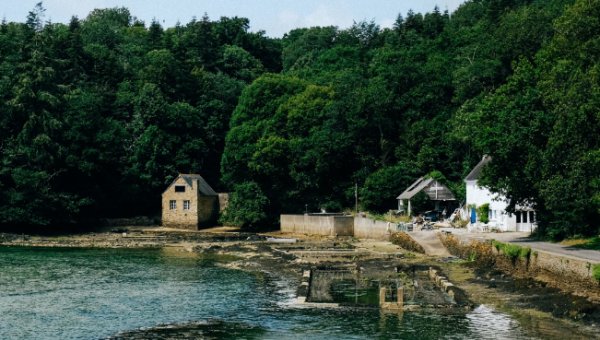 Можно ли строить в водоохранных зонах