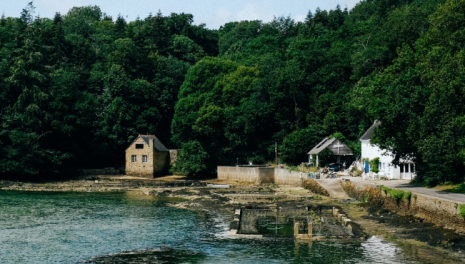 Можно ли строить в водоохранных зонах